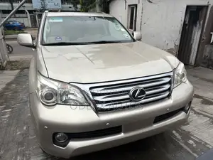 Lexus GX 460 2011 Gold