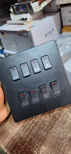 Uk Bolton Black Matt 8 Gang Grid Switch