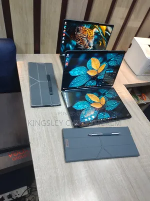 Laptop Lenovo Yoga Book 9i 16GB Intel Core Ultra 7 SSD 1T
