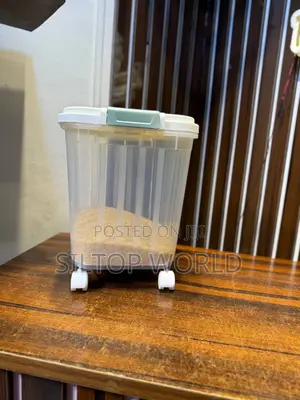 15kg Rice/Foods Storage Container With Wheels