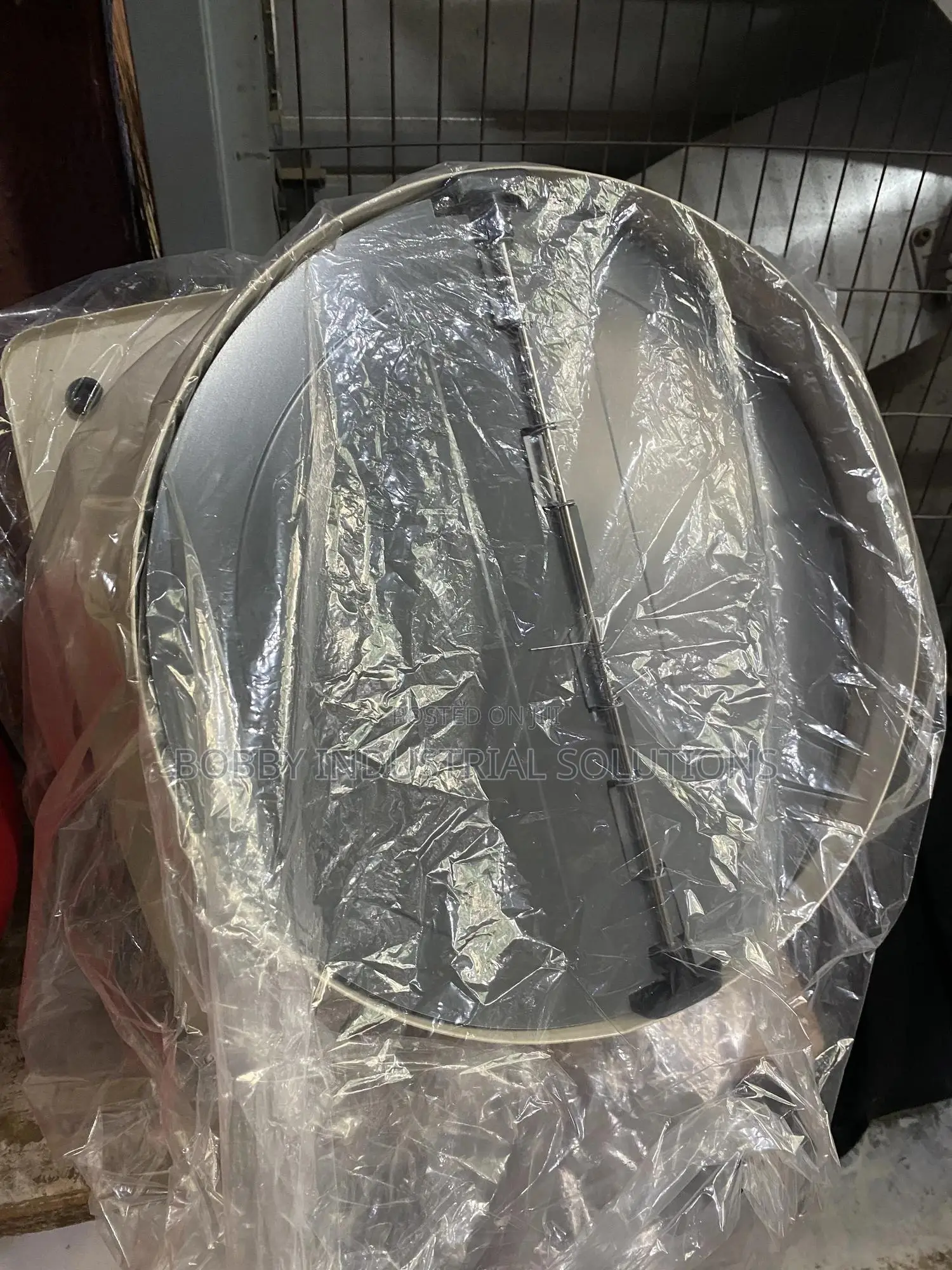 14" Wall Mount Industrial Ventilating/Extractor Iron Fan
