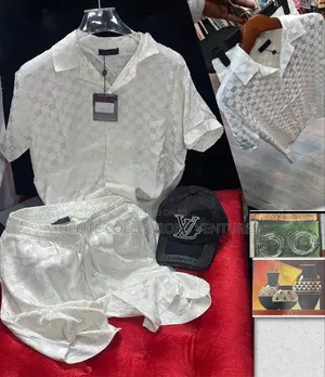 *2pcs Set Combo Outfit . Size: Medium Large Xl