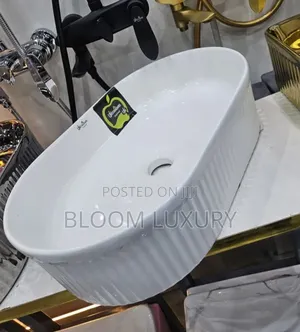 Oval Shape Wash Hand Basin 