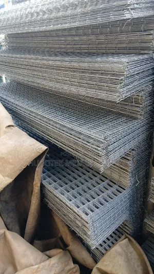 2x1 Galvanize Mesh Wire 4ft by 12 Ft