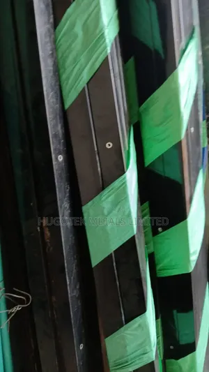 Anti Finger Panel Mesh Pole 70x70