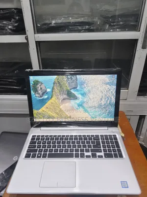 Laptop Dell Inspiron 15 8GB Intel Core i7 SSD 256GB
