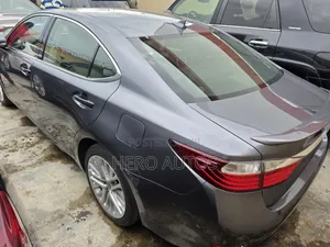 Lexus ES 2013 Gray