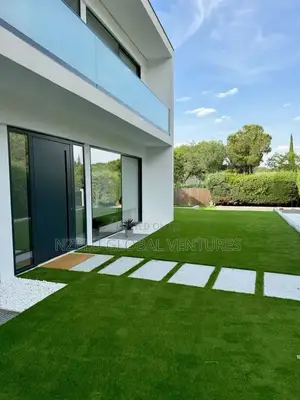25mm Forest Green Artificial Grass
