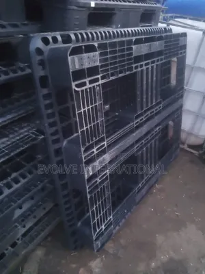 Solid Plastic Pallets