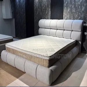 6/6 Fully Foam Paded Bubble Bedframe