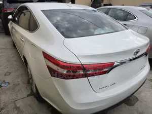 Toyota Avalon 2014 White