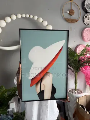 Stylish Glass Frame