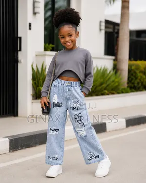 Long-Sleeved Sweatshirt With Tank Top and Jeans Trousers Set for Girls