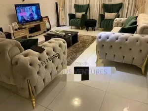 World Class High Quality Complete Set Home Sofa Chair