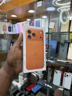 New Apple iPhone 17 Pro Max 256 GB Orange
