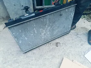 Radiator for Toyota Camry 2005/2006 (With Fan)