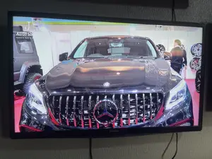 Clean Samsung 32 Inches Tv
