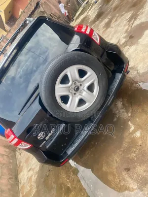 Toyota RAV4 2010 Black