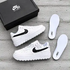 High Quality Nike Air Force 1 White and Black Swoosh—