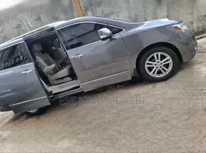 Nissan Quest 2014 Gray