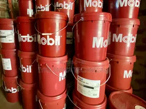 Mobilfluid 424 Tractor Transmission Hydraulic Fluid