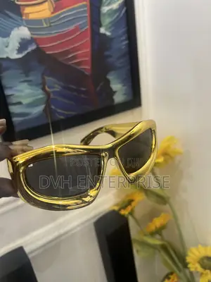Brand New Gold Concave Shape Retro Sunglasses
