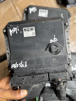 Ecu Brain Box Toyota Sienna 2012 3.5l 2grfe V6 at 89661-08220