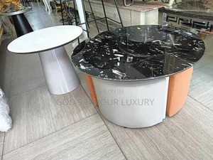 New Mordern Round Coffee Table+ Side Stool [4 Units of Sitting Stool]