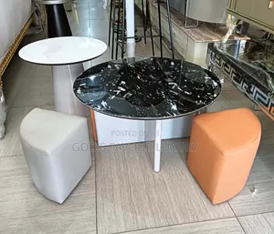 New Mordern Round Coffee Table+ Side Stool [4 Units of Sitting Stool]