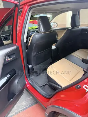 Toyota RAV4 Limited AWD (2.5L 4cyl 6A) 2016 Red