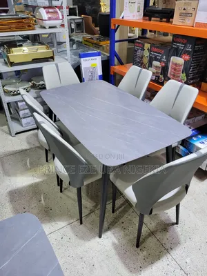 Dinning Table With 6 Chairs
