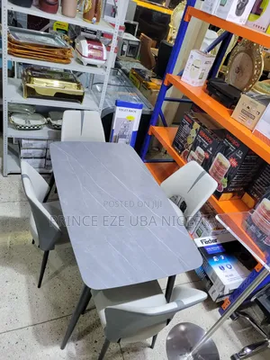 Dinning Table With 4 Chairs