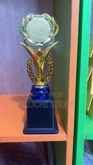 Golden Plaqueb102