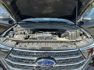 Ford Explorer 2021 Black