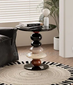 Stacked Pebble Side Table – Glossy Multi-Tone Sculptural Design