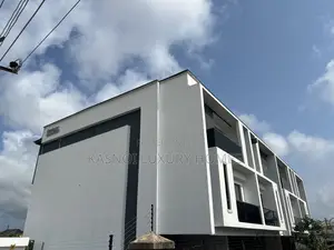 5bdrm Duplex in Grace Oasis, Lakowe for sale