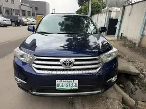Toyota Highlander Limited 3.5L 2WD 2013 Blue