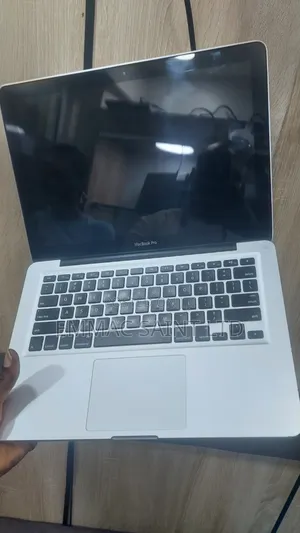 Laptop Apple MacBook 2012 8GB Intel Core i5 SSD 256GB
