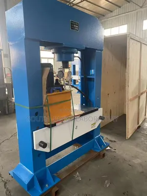Place Tool Metal Farming Machine 200t