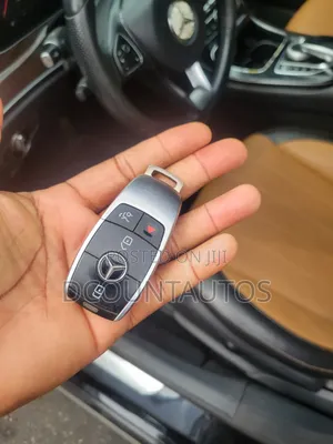 Mercedes-Benz E300 2017 Black