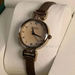 Digabi Classic Woman Quartz Wristwatch.