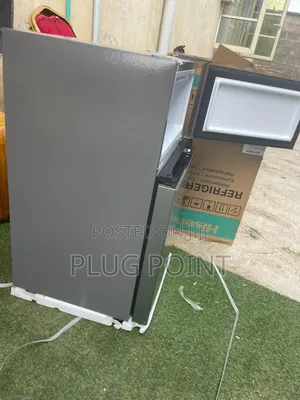 Hisense Ref120dr Compact 87l Fridge and Freezer Combination