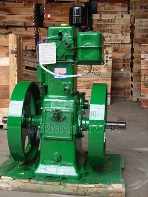 Lister-Style Single-Cylinder Slow-Speed Diesel Engine,