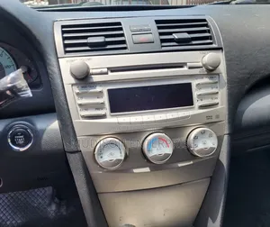 Toyota Camry SE 4dr Sedan (2.5L 4cyl 6AM) 2010 Gray