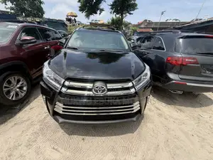 Toyota Highlander Limited 4dr SUV (3.5L 6cyl 6A) 2015 Black