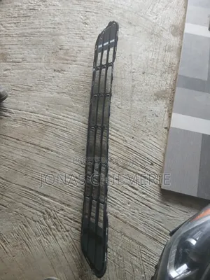 Down Grill Hyundai Grand Santafe
