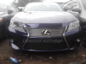 Lexus ES 2014 Blue