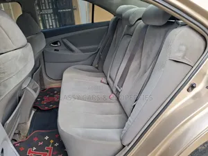 Toyota Camry LE 4dr Sedan (2.4L 4cyl 5A) 2007 Gold