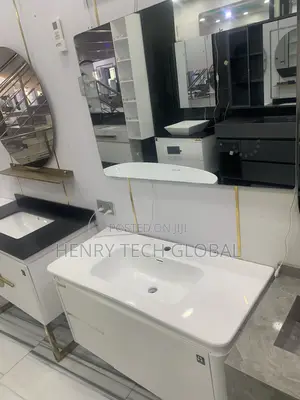 Cabinet Basin With Complete Set of Mirrors