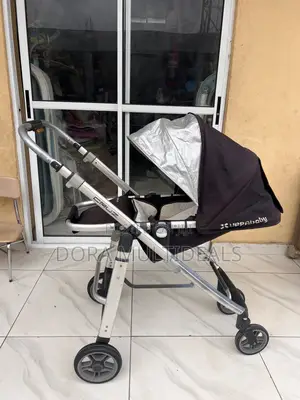 Reversible Bassinet Stroller With Baby Cushion